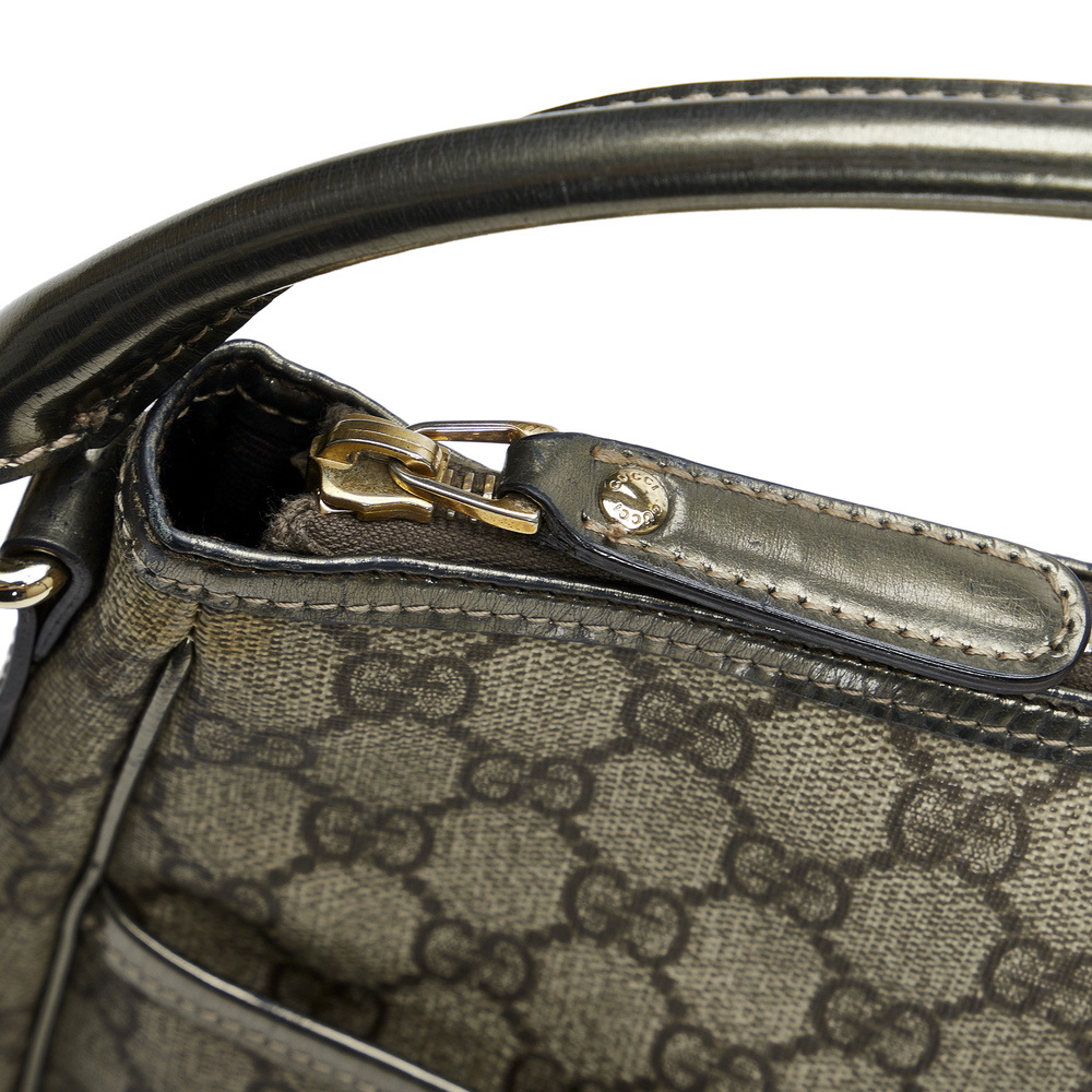 GUCCI GG Supreme Handbag - Picture 8 of 10